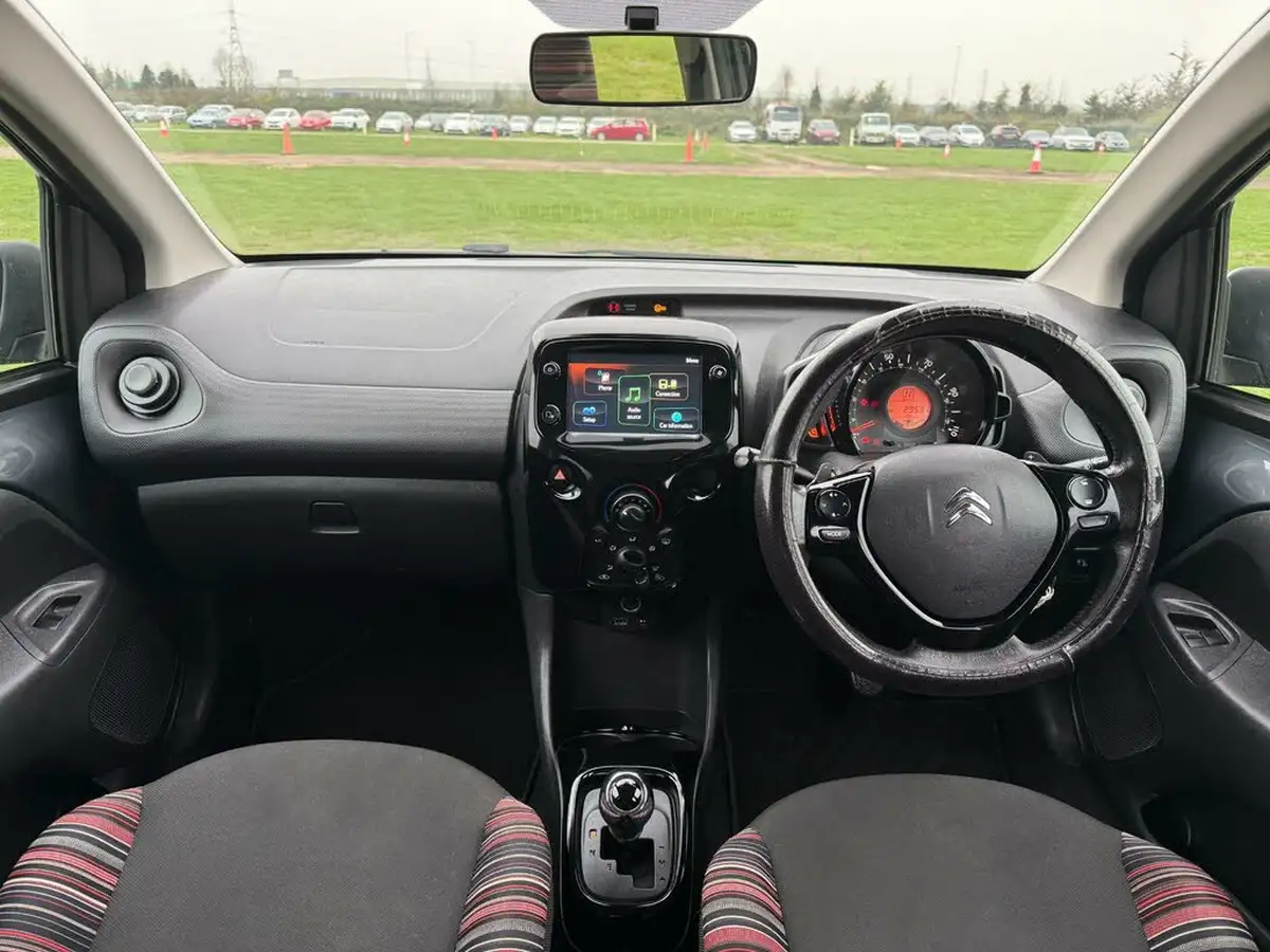 2018-citroen-c1-10-vti-flair-72ps-5d-etg-big-10