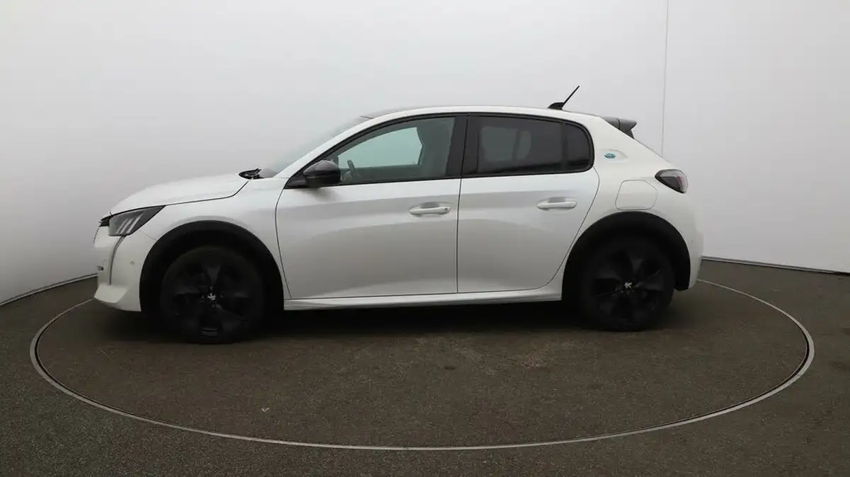 2020-peugeot-208-e-gt-50kwh-big-57