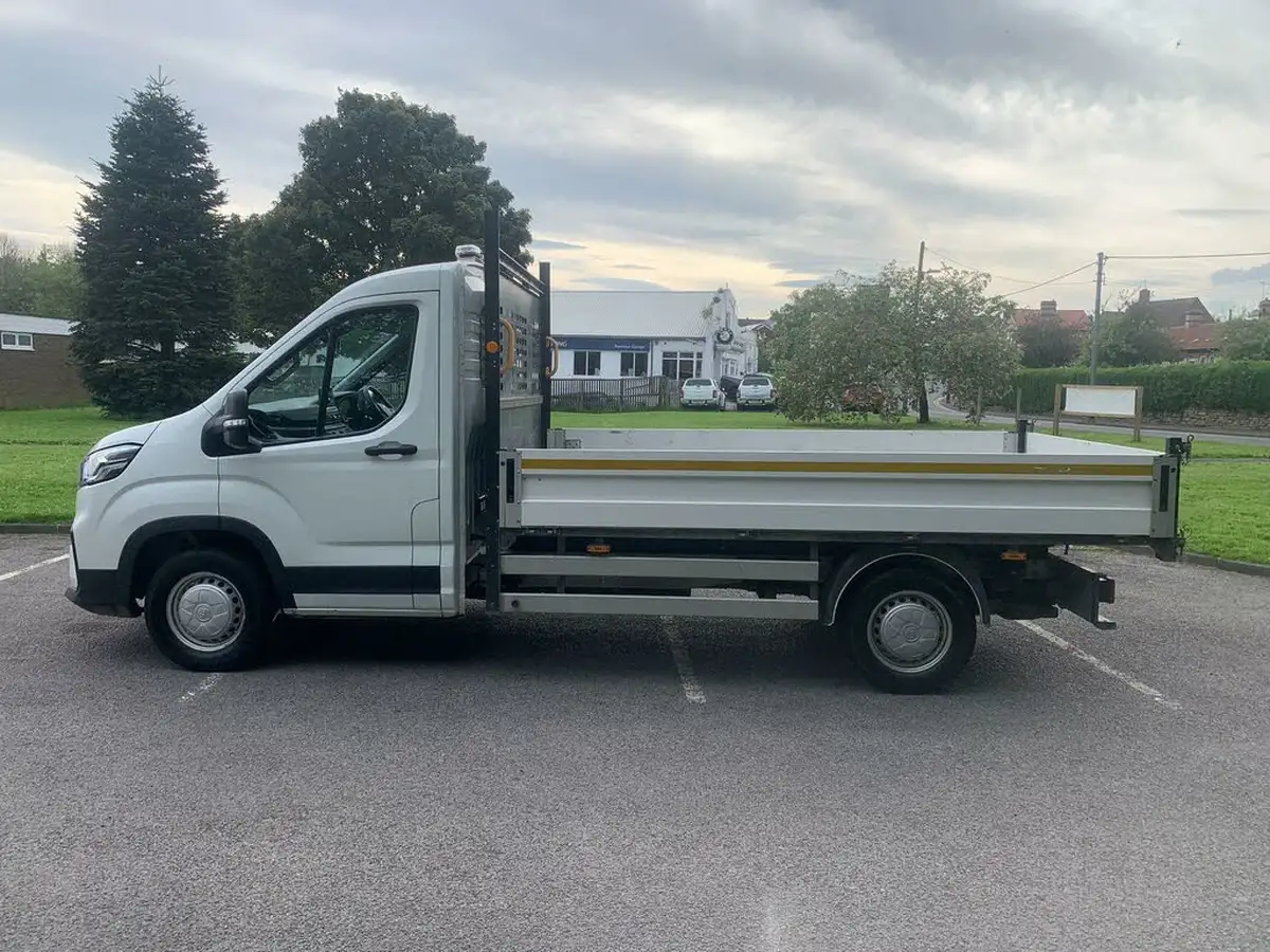 2022-maxus-deliver-9-big-3