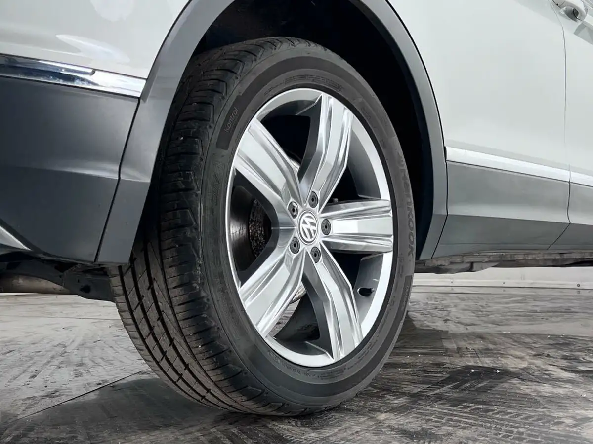 2018-volkswagen-tiguan-20tdi-sel-190ps-4motion-ss-dsg-big-8