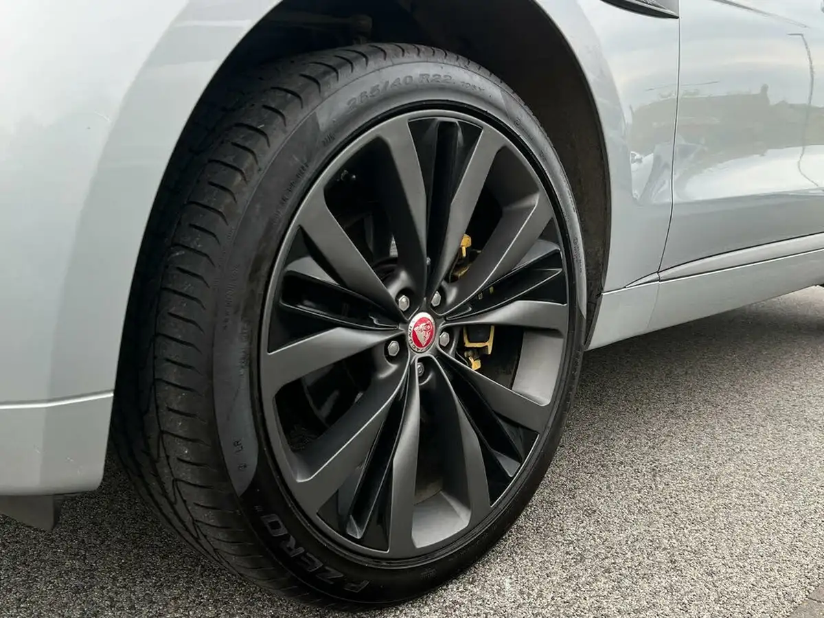 2019-jaguar-f-pace-20i-300-sport-big-72