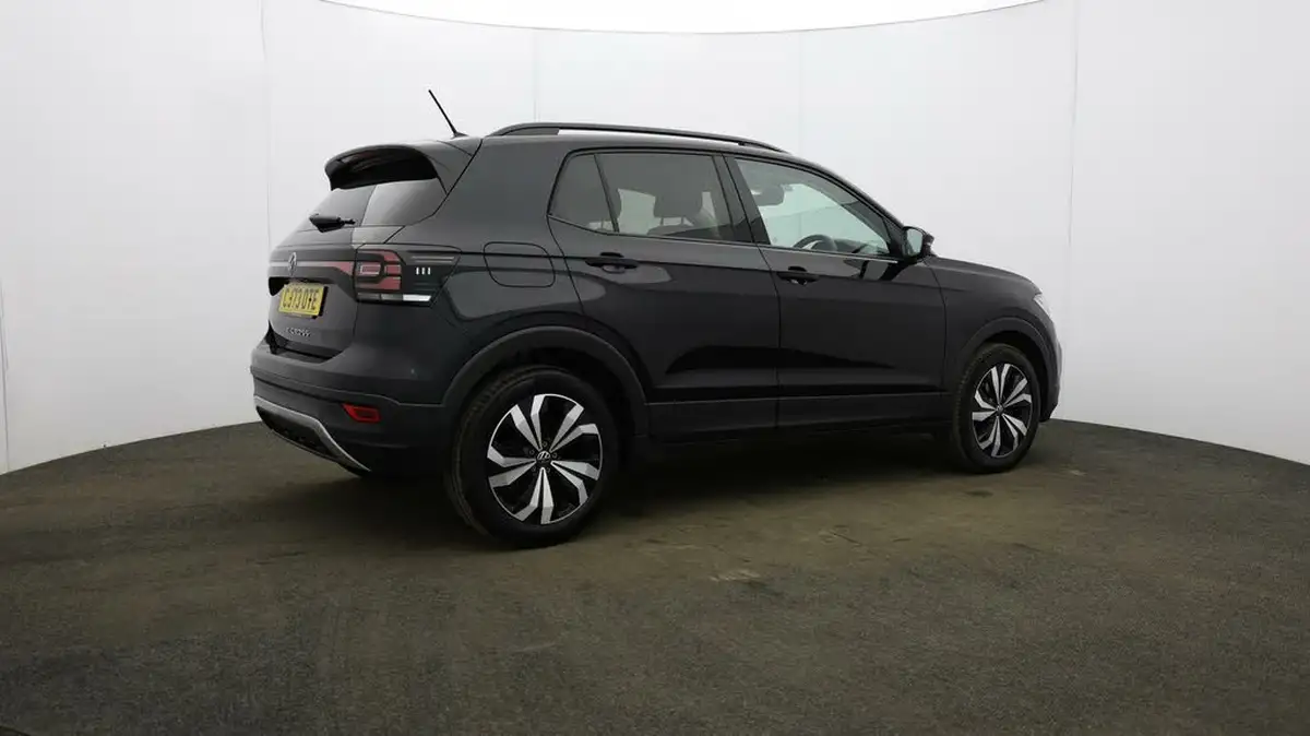 2023-volkswagen-t-cross-10-tsi-black-edition-110ps-dsg-big-6