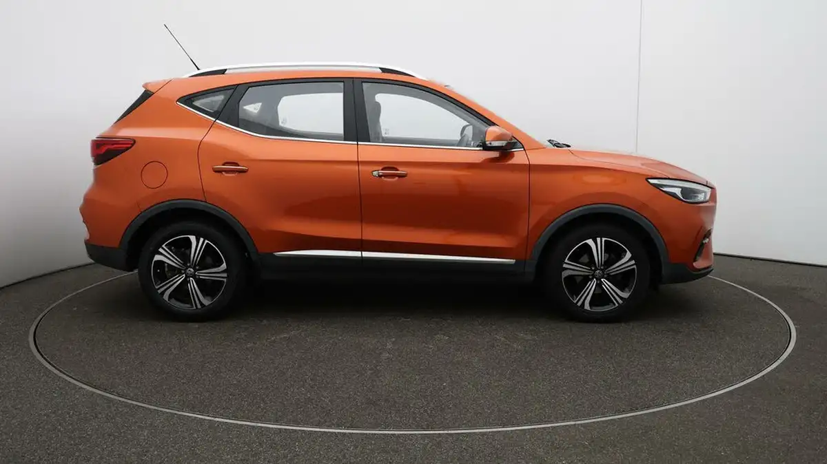 2022-mg-zs-suv-10t-gdi-excite-big-40