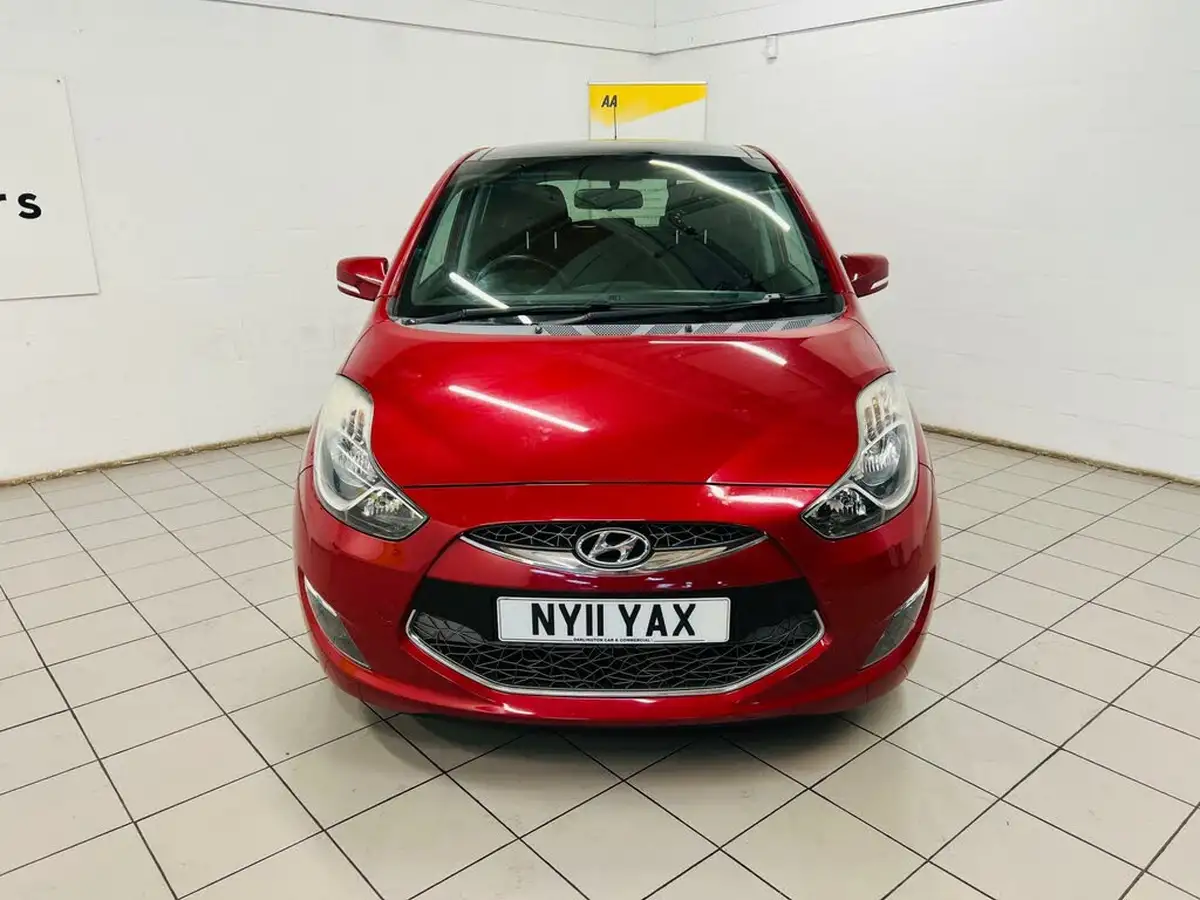 2011-hyundai-ix20-16-style-big-2