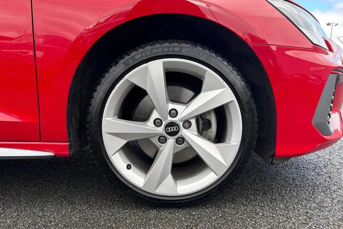 2021-audi-a3-14-40-tfsi-e-s-line-big-6