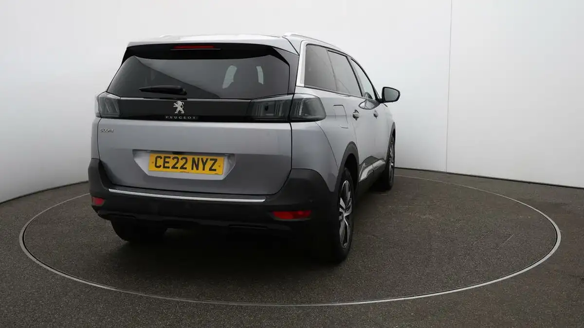 2022-peugeot-5008-suv-12-puretech-allure-premium-big-49