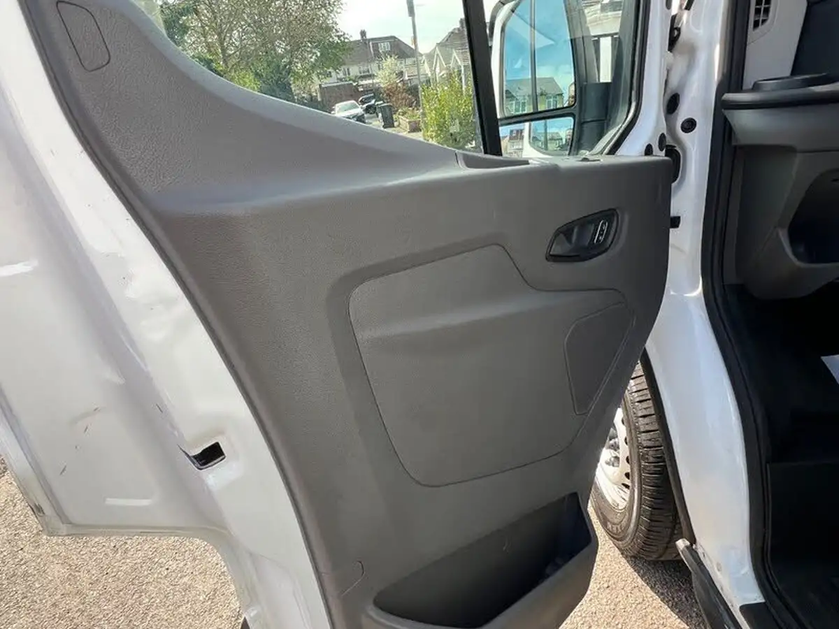 2022-ford-transit-20tdci-350-l4h3-leader-hybrid-130pseu6dt-big-23
