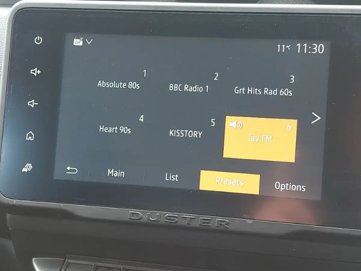 2022-dacia-duster-10-tce-comfort-90hpeu6d-4x2-window-van-big-11