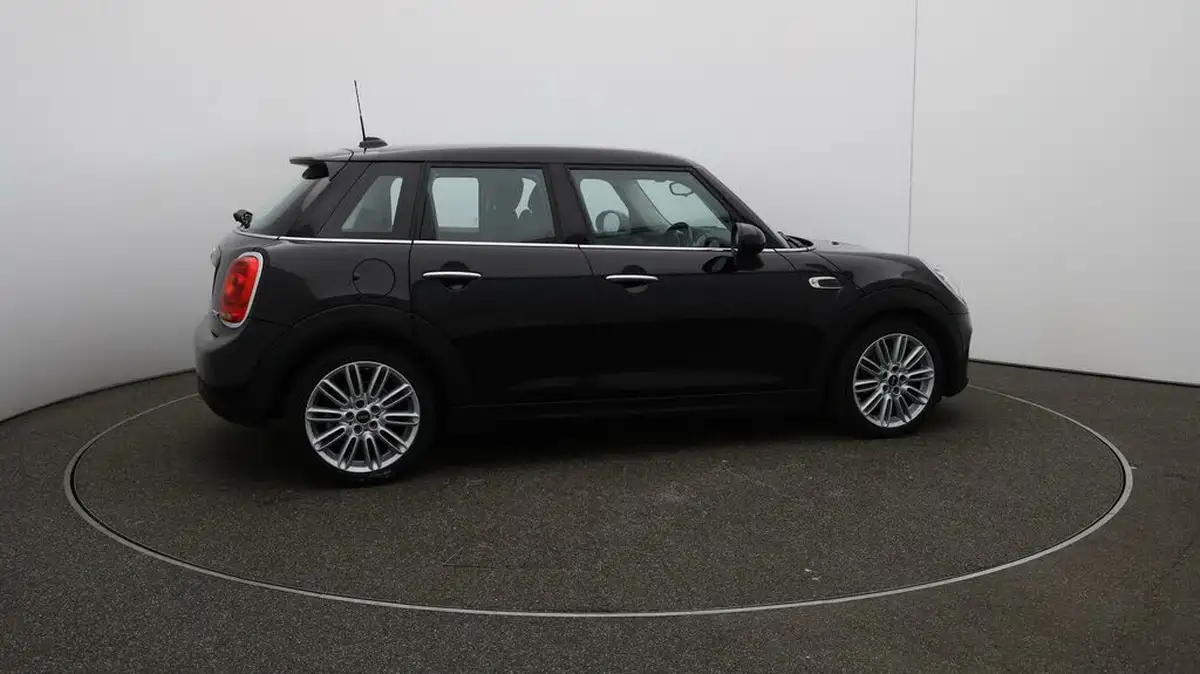 2017-mini-cooper-15-cooper-ss-hatchback-5d-auto-big-40