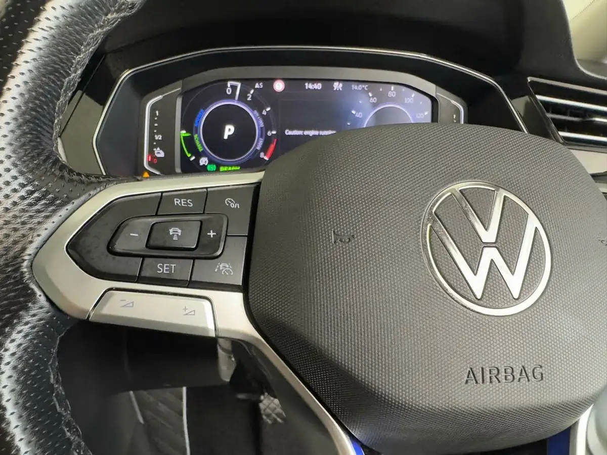 2021-volkswagen-passat-14-tsi-gte-advance-estate-5d-big-31