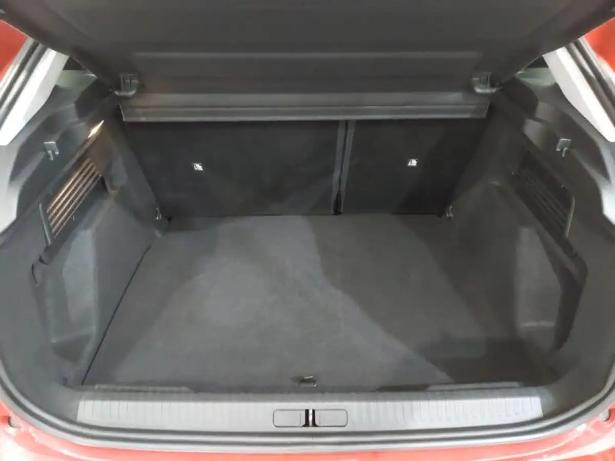 2023-citroen-c4-12-puretech-sense-big-7