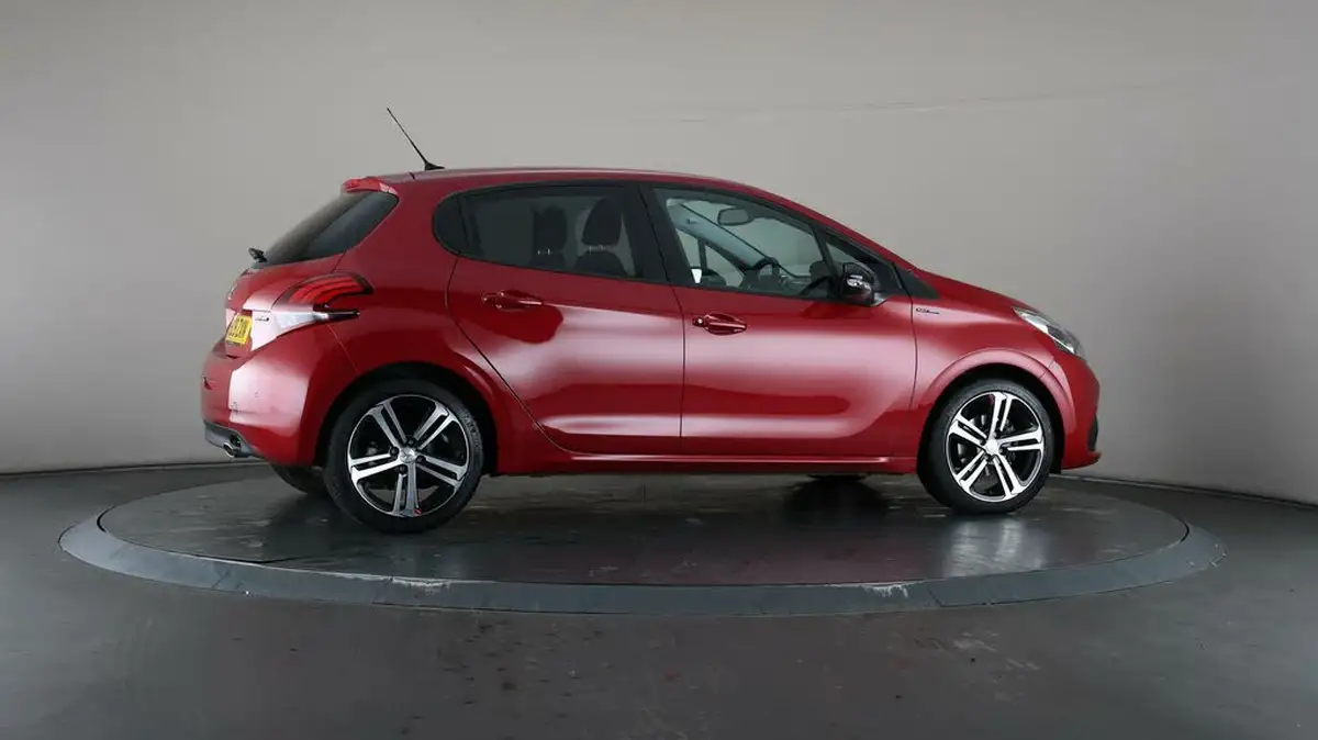 2019-peugeot-208-12-puretech-gt-line-110bhp-big-55