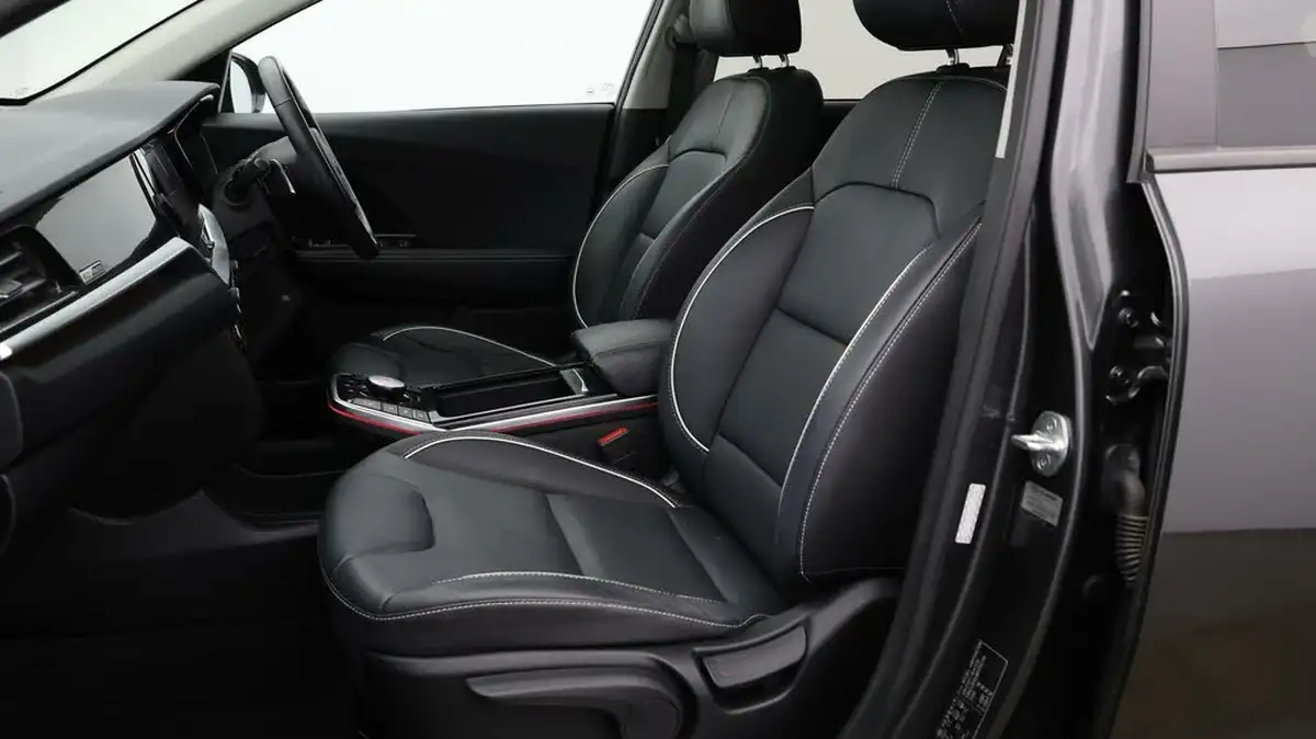 2021-kia-e-niro-ev-4-big-13