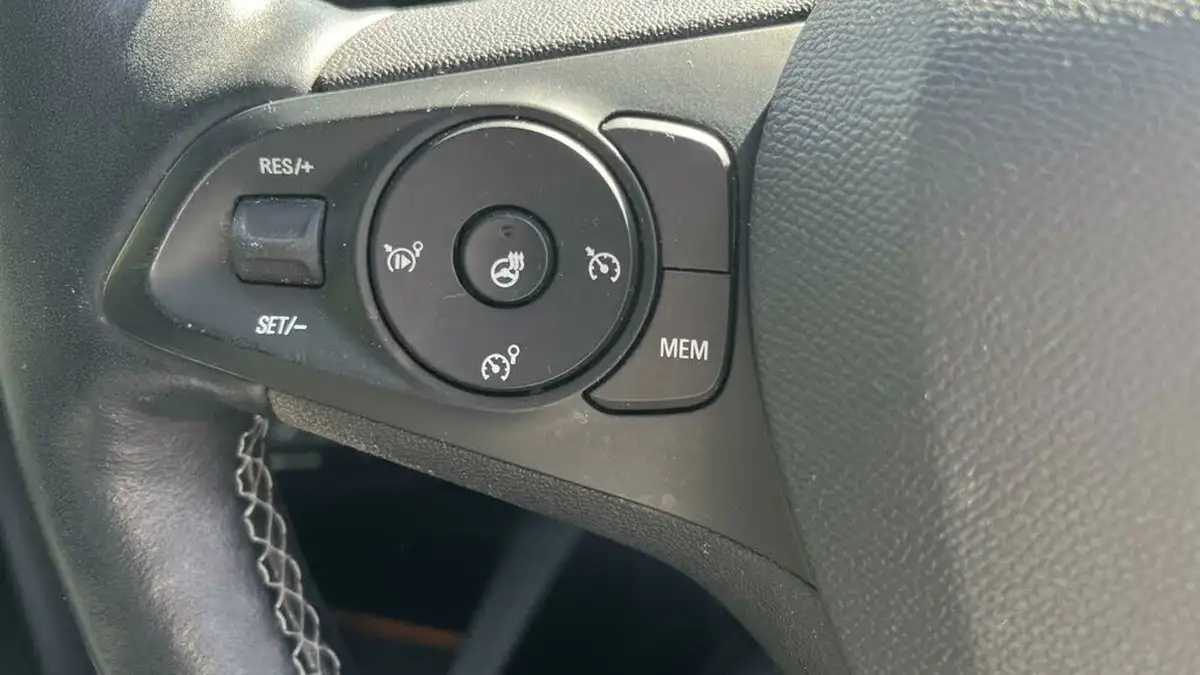2021-vauxhall-corsa-12i-elite-nav-big-24