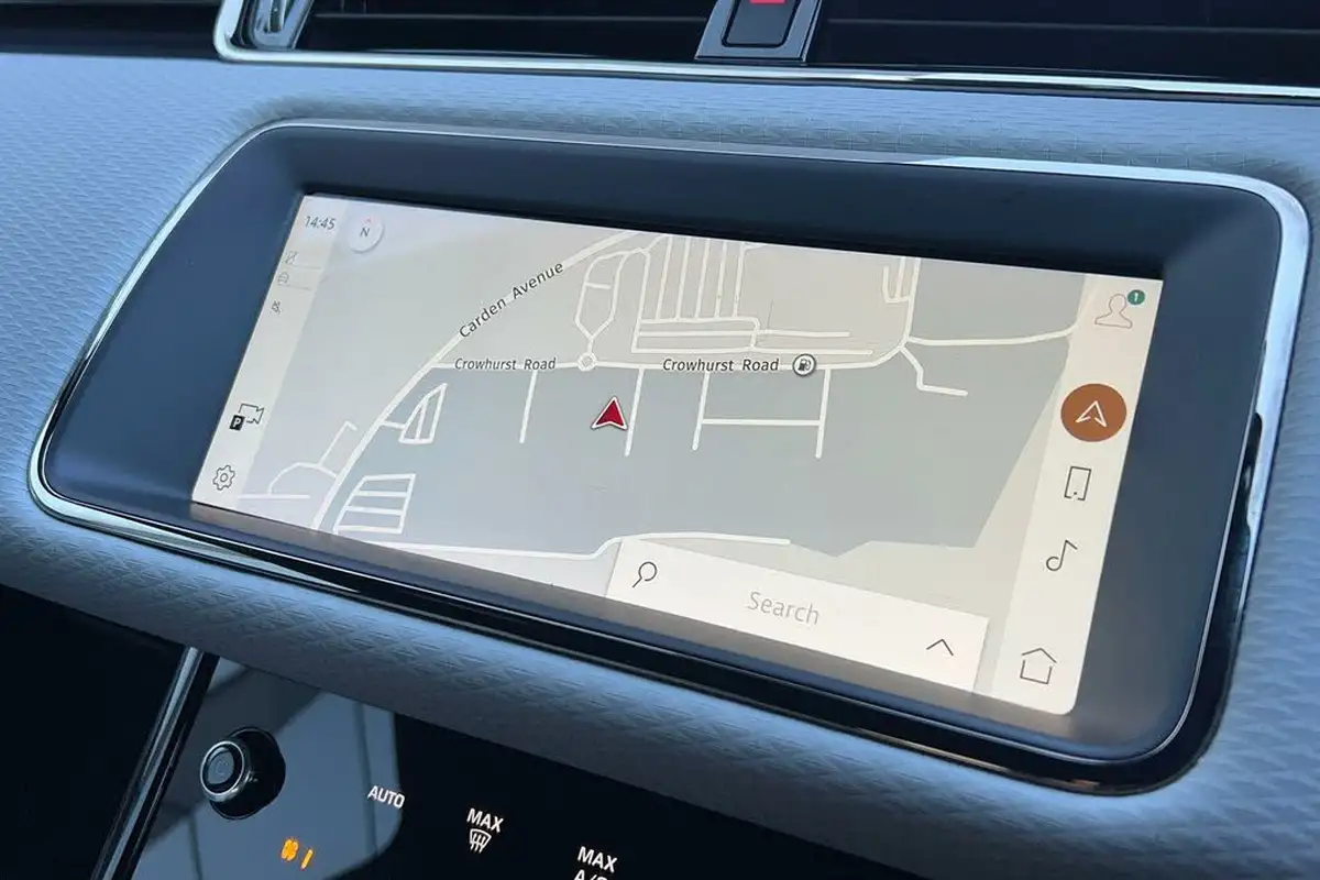2022-land-rover-range-rover-evoque-20-d200-r-dynamic-s-big-4