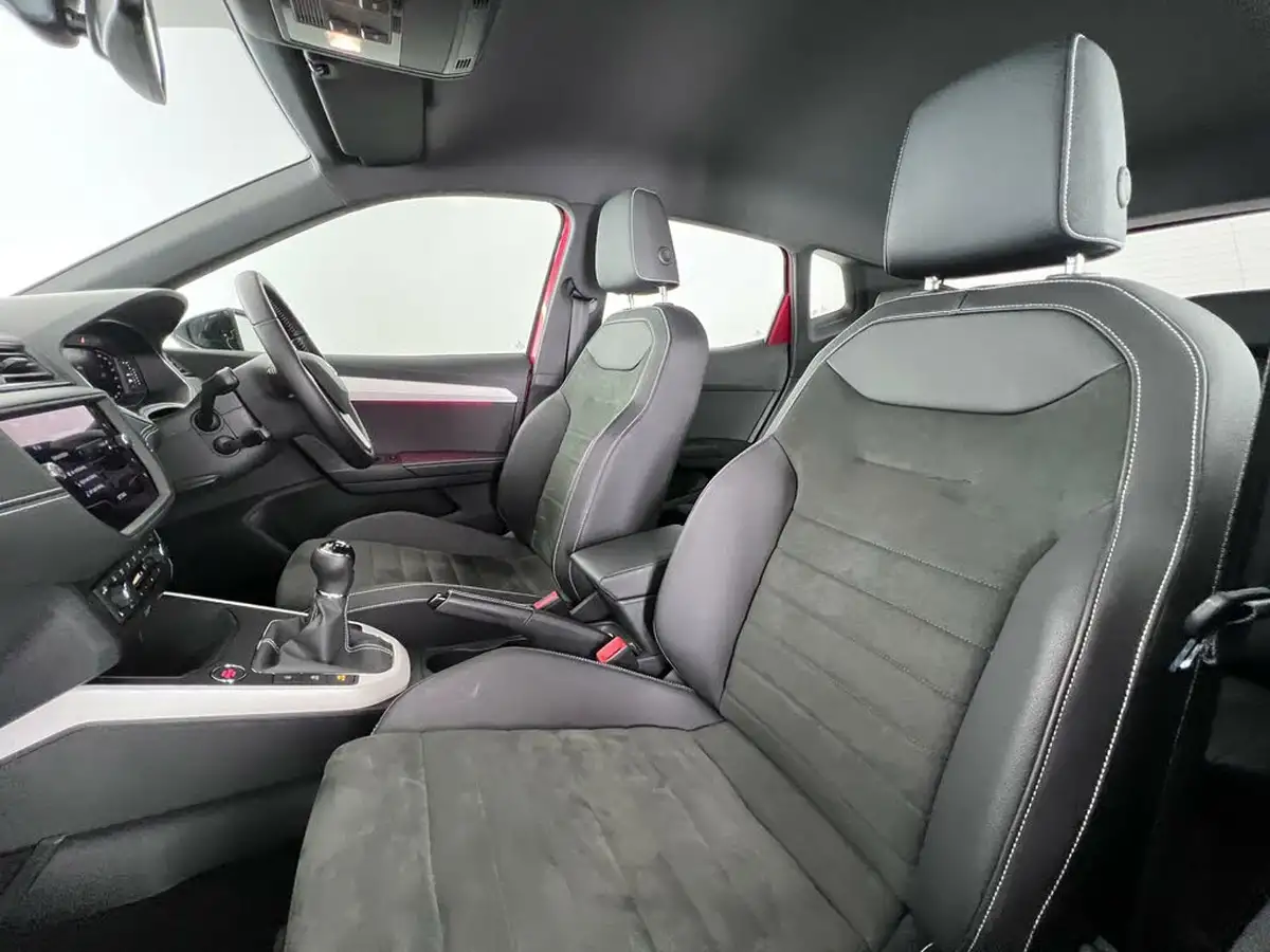 2020-seat-arona-10-tsi-xcellence-lux-115ps-big-13