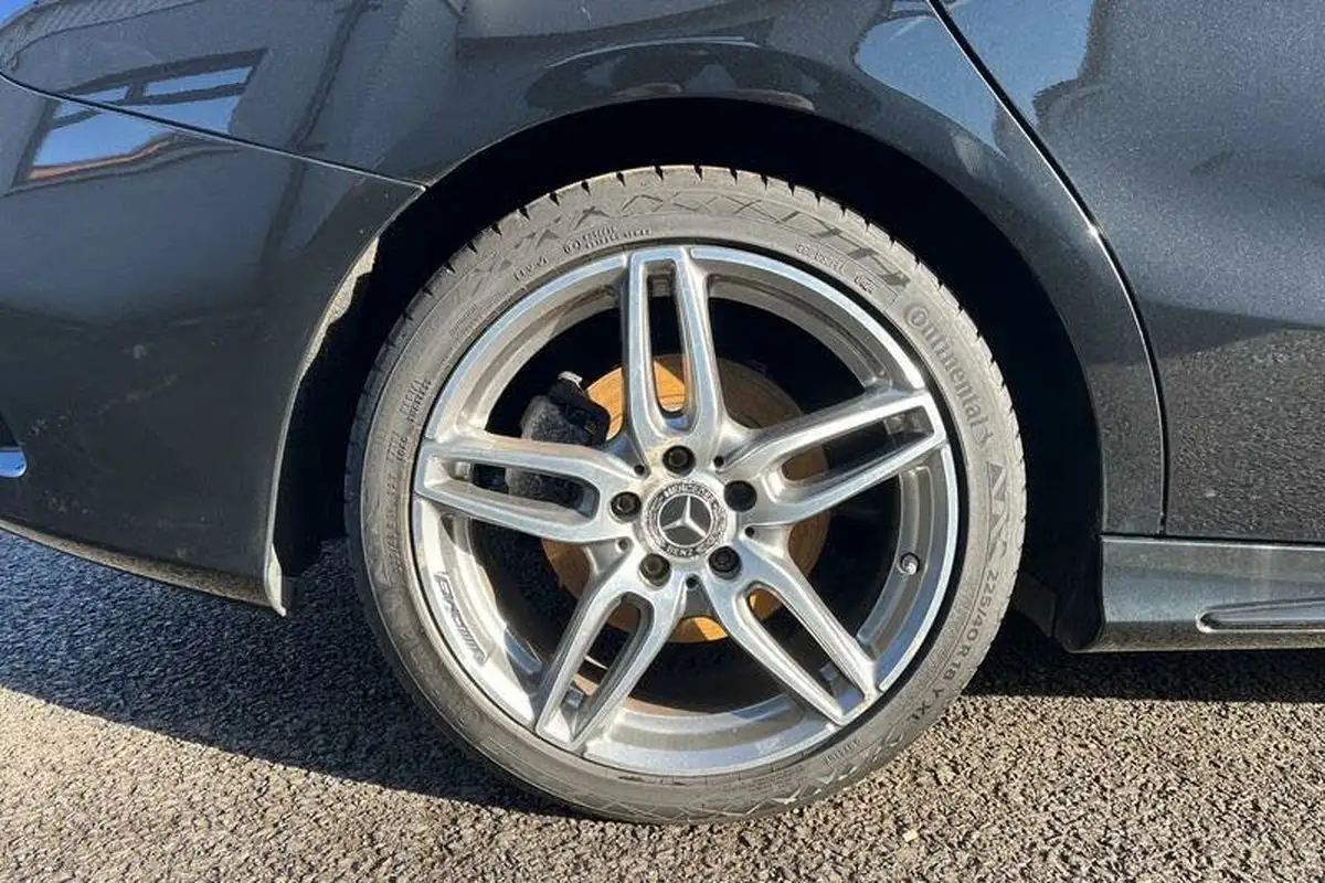 2019-mercedes-benz-cla-16-cla-180-amg-line-edition-coupe-4d-big-7