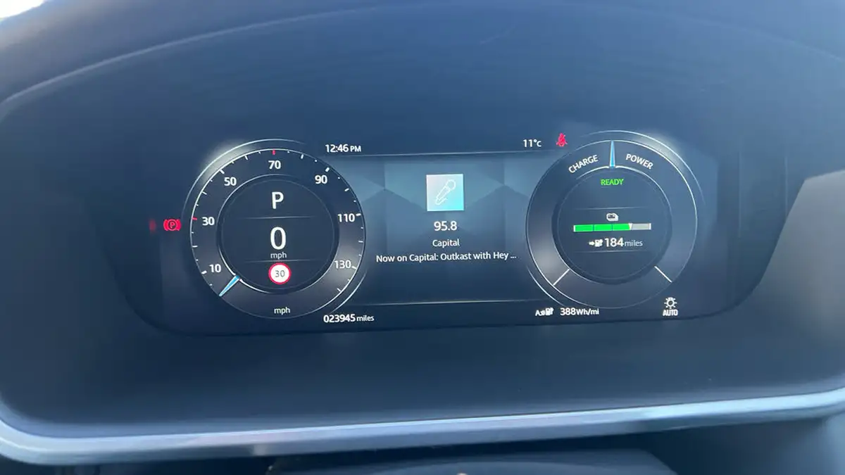2022-jaguar-i-pace-ev400-hse-black-big-20