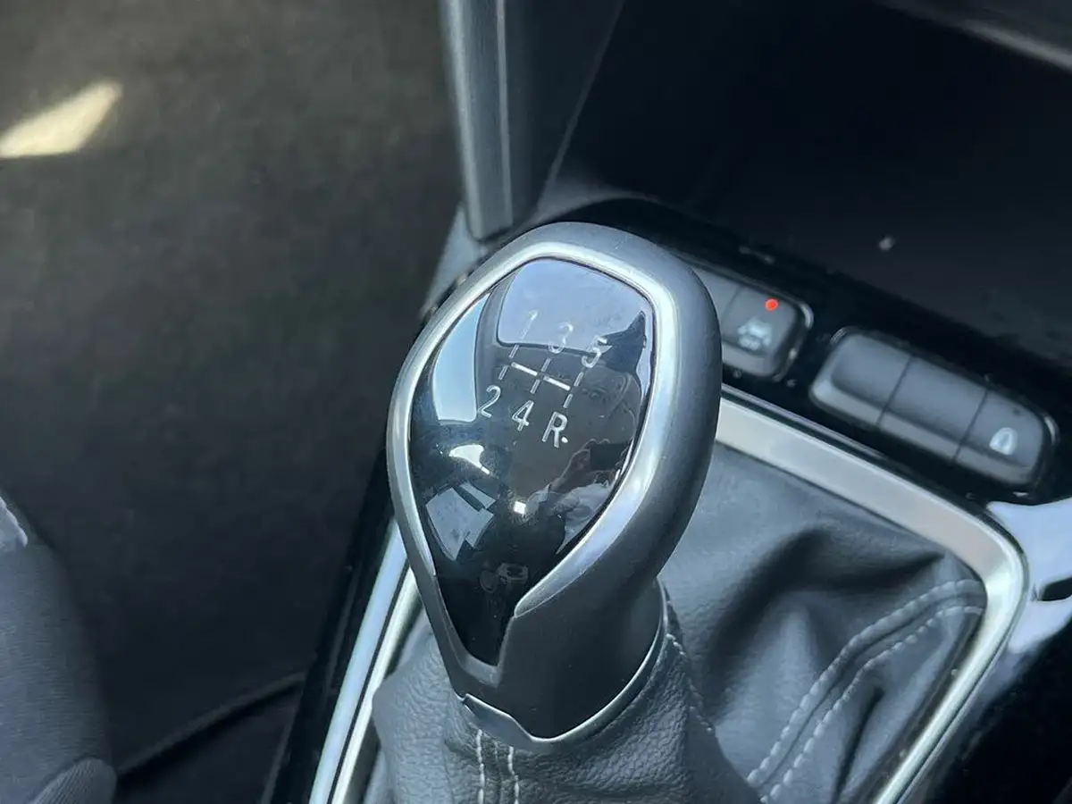 2022-vauxhall-corsa-12i-se-edition-big-24