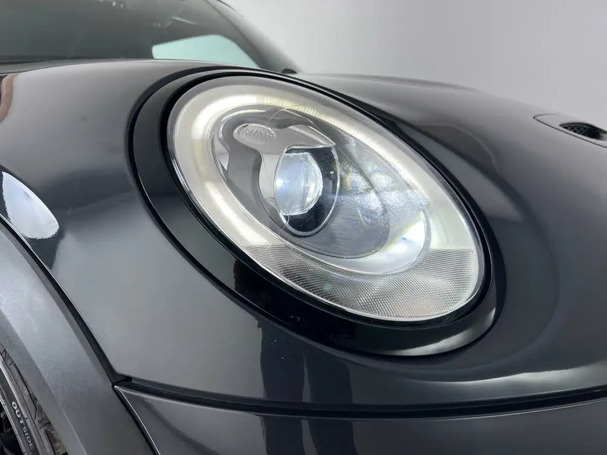 2017-mini-cooper-20-cooper-s-ss-hatchback-3d-sport-auto-big-5