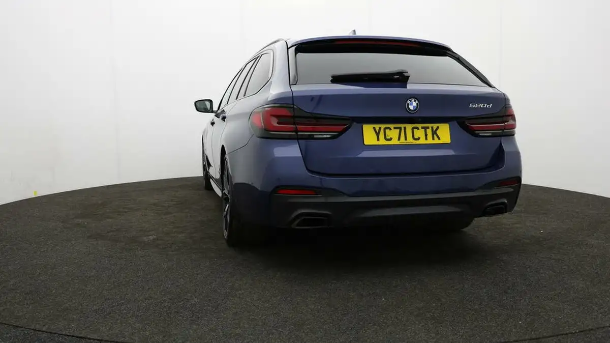 2021-bmw-5-series-20td-520d-m-sport-mht-touring-5d-big-23