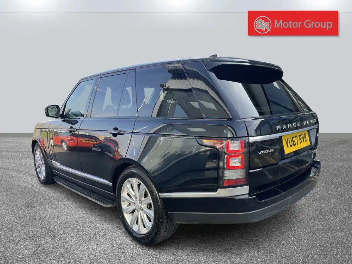2017-land-rover-range-rover-30tdv6-vogue-258bhp-awd-big-14
