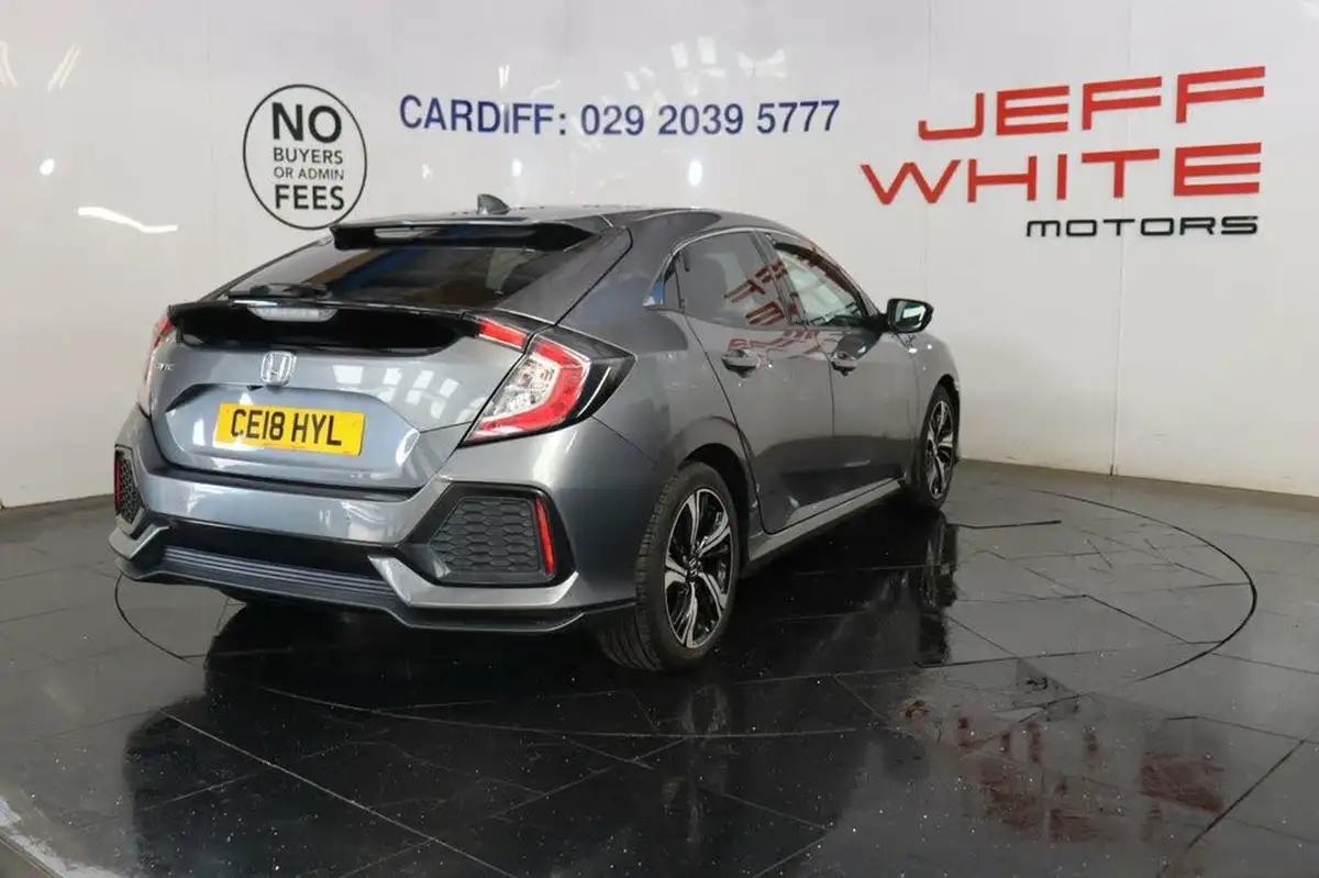 2018-honda-civic-16-i-dtec-sr-hatchback-5d-big-4