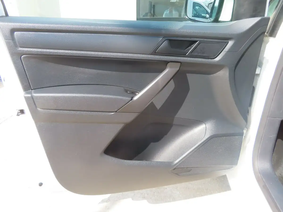 2018-volkswagen-caddy-20tdi-c20-highline-bmt-102pseu6-dsg-big-38