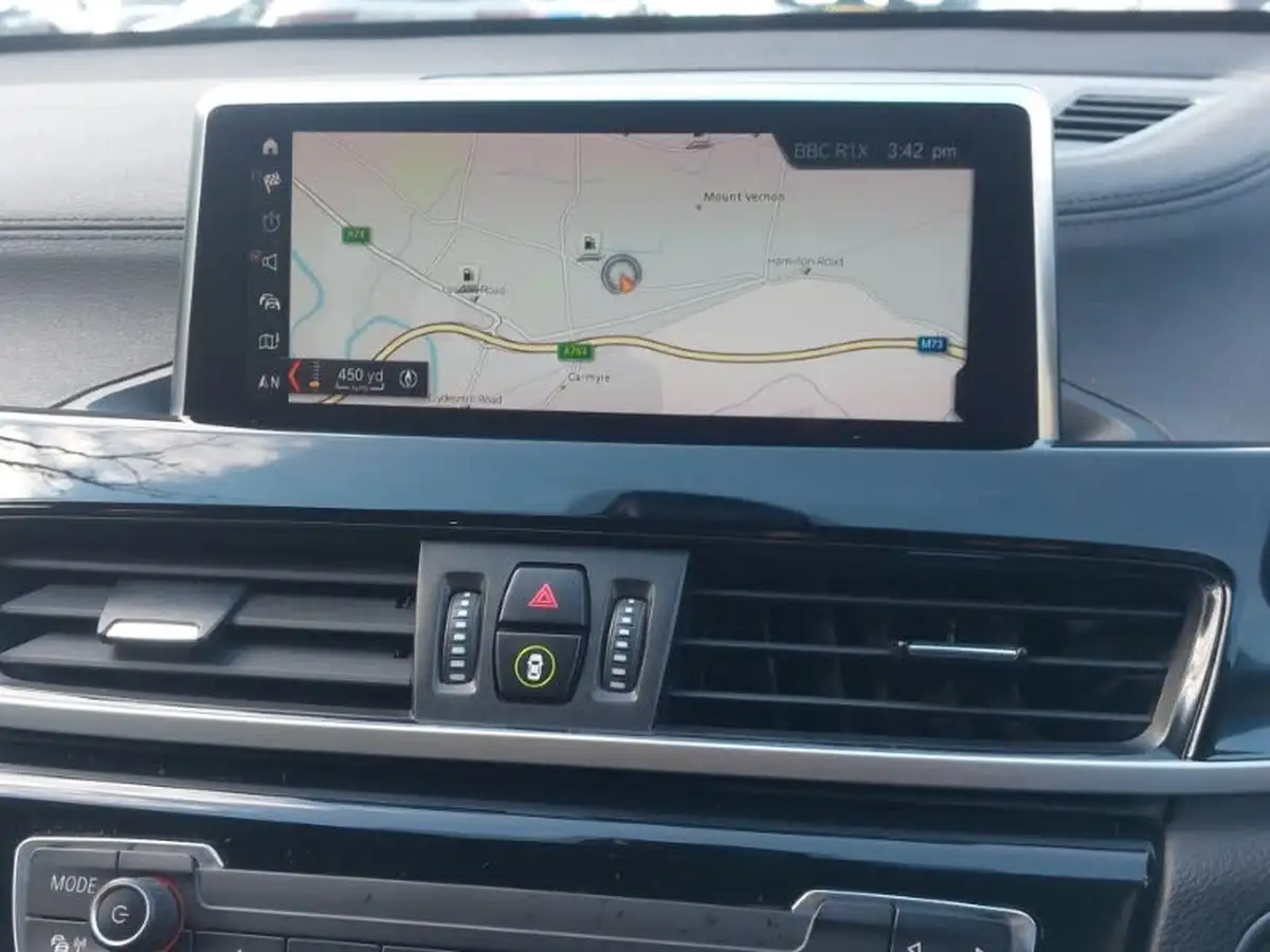 2021-bmw-x1-20-xdrive20i-xline-big-16