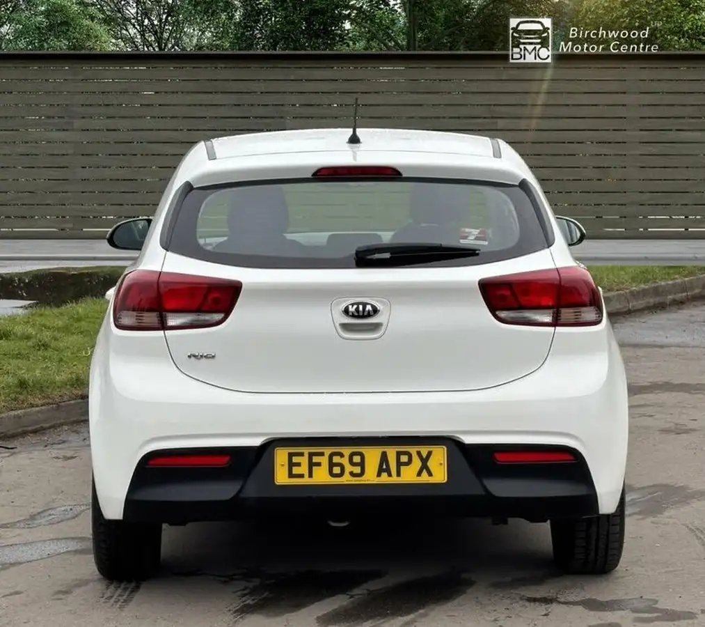 2020-kia-rio-125-1-big-4