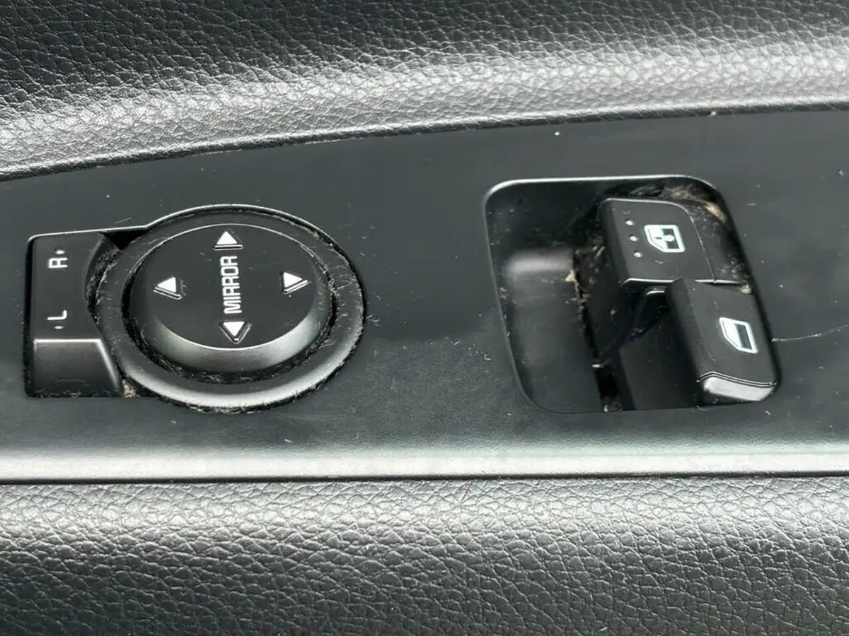 2020-kia-rio-125-1-big-20
