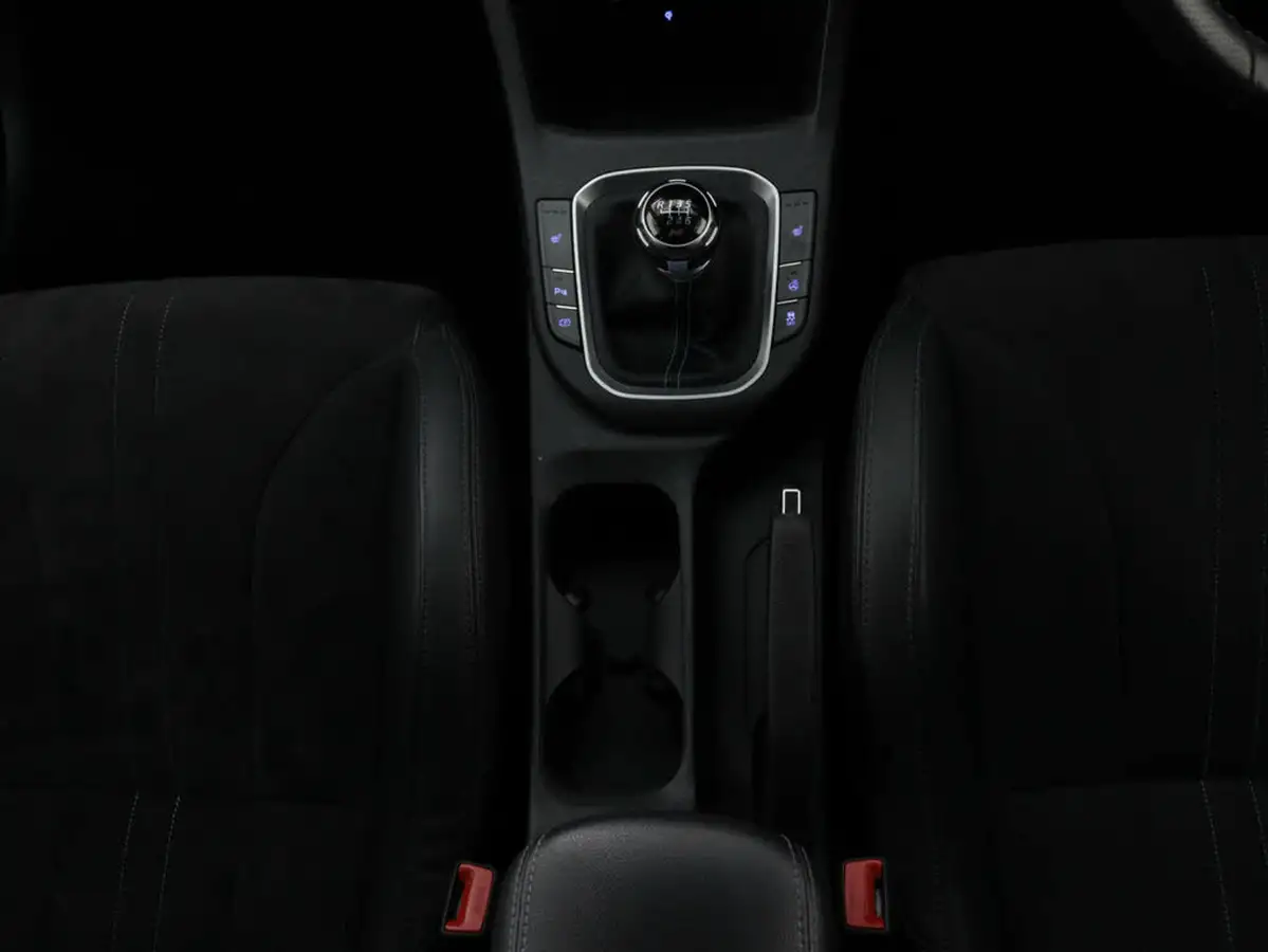2022-hyundai-i30-n-20-t-gdi-n-performance-hatchback-big-15