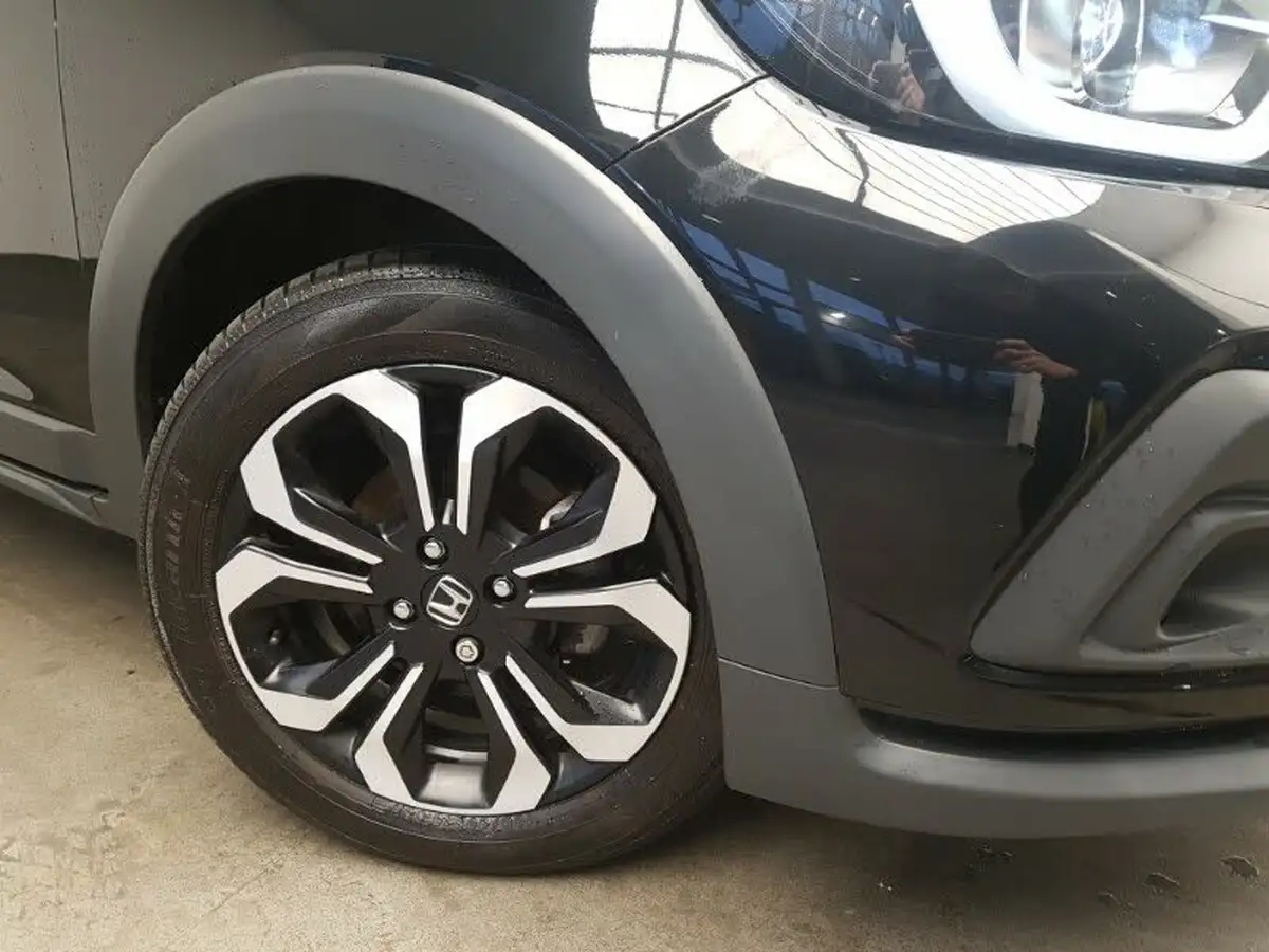 2020-honda-jazz-15-i-mmd-crosstar-ex-big-8