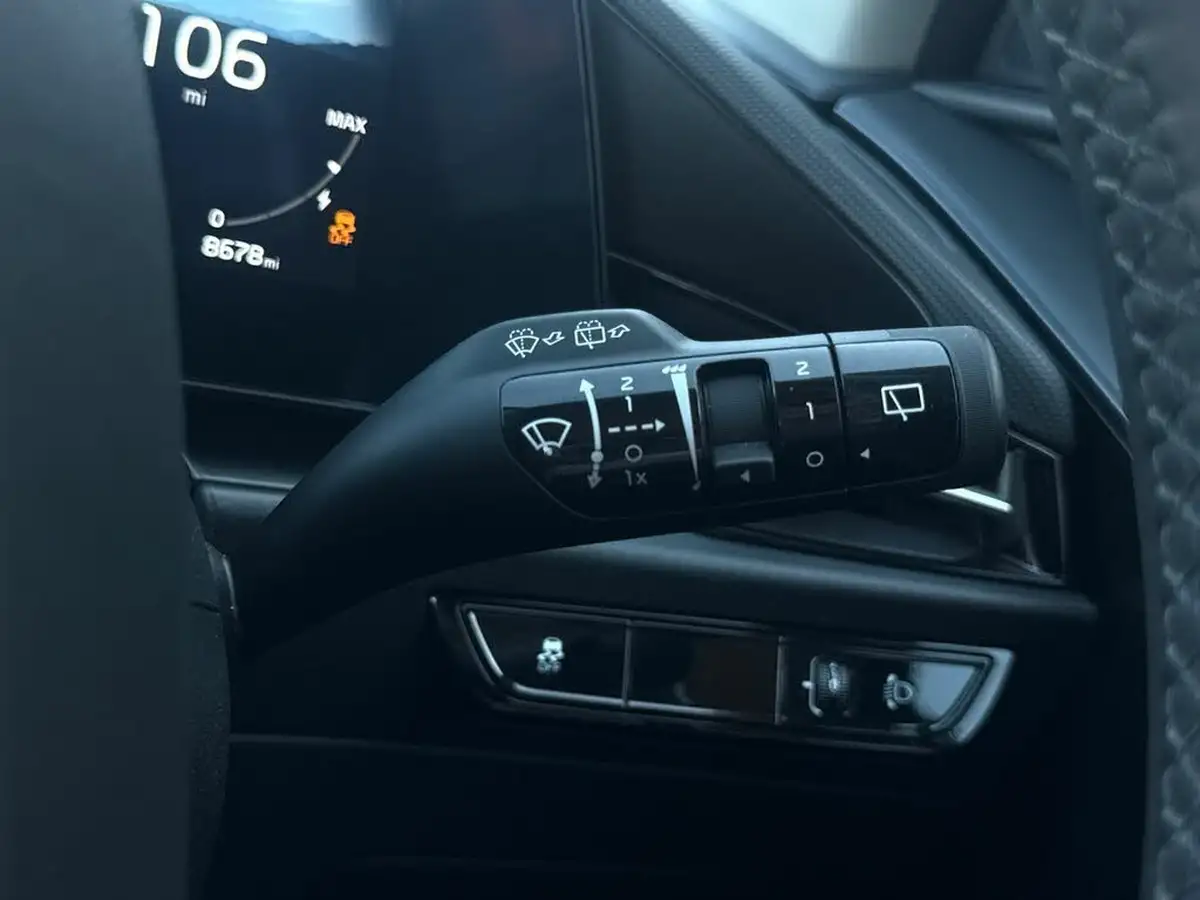 2023-kia-niro-ev-e-2-big-30