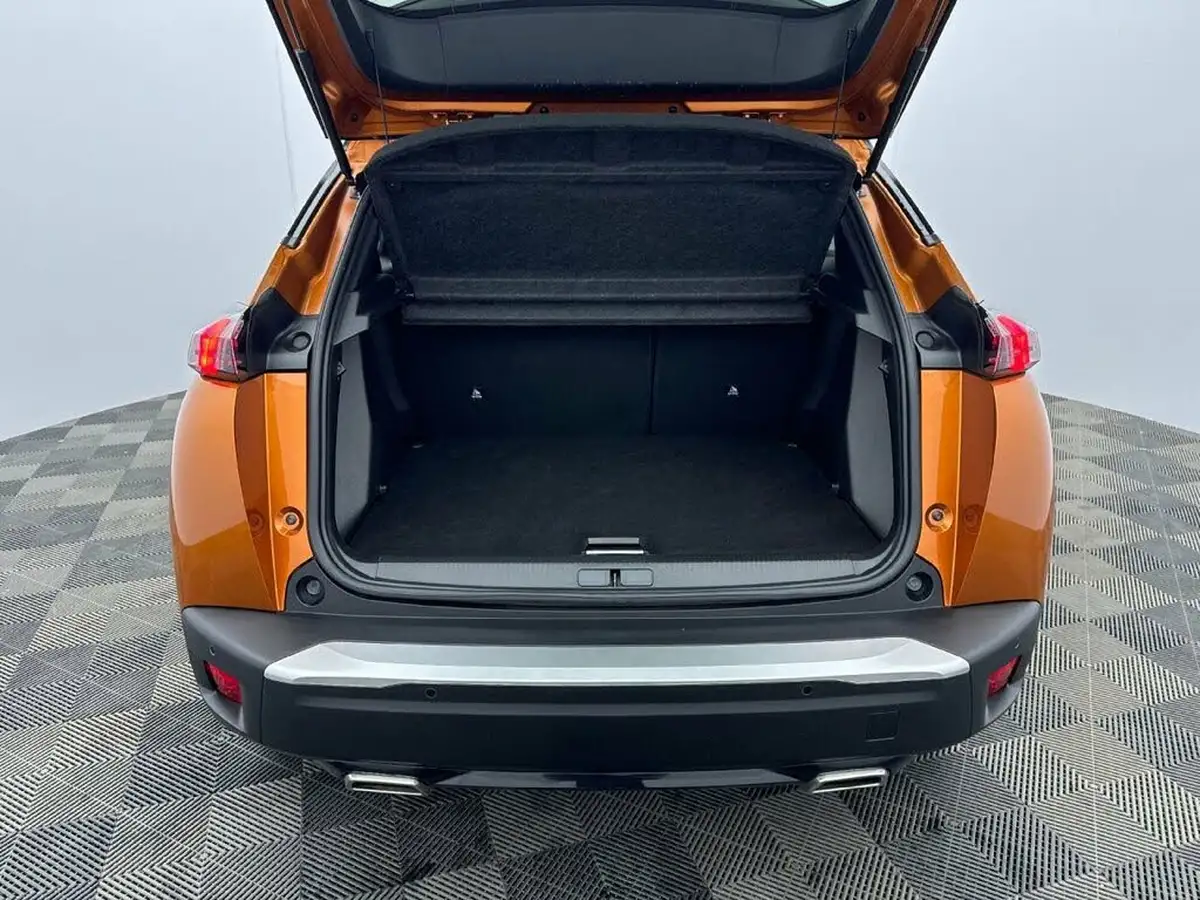 2021-peugeot-2008-suv-12-puretech-gt-big-14