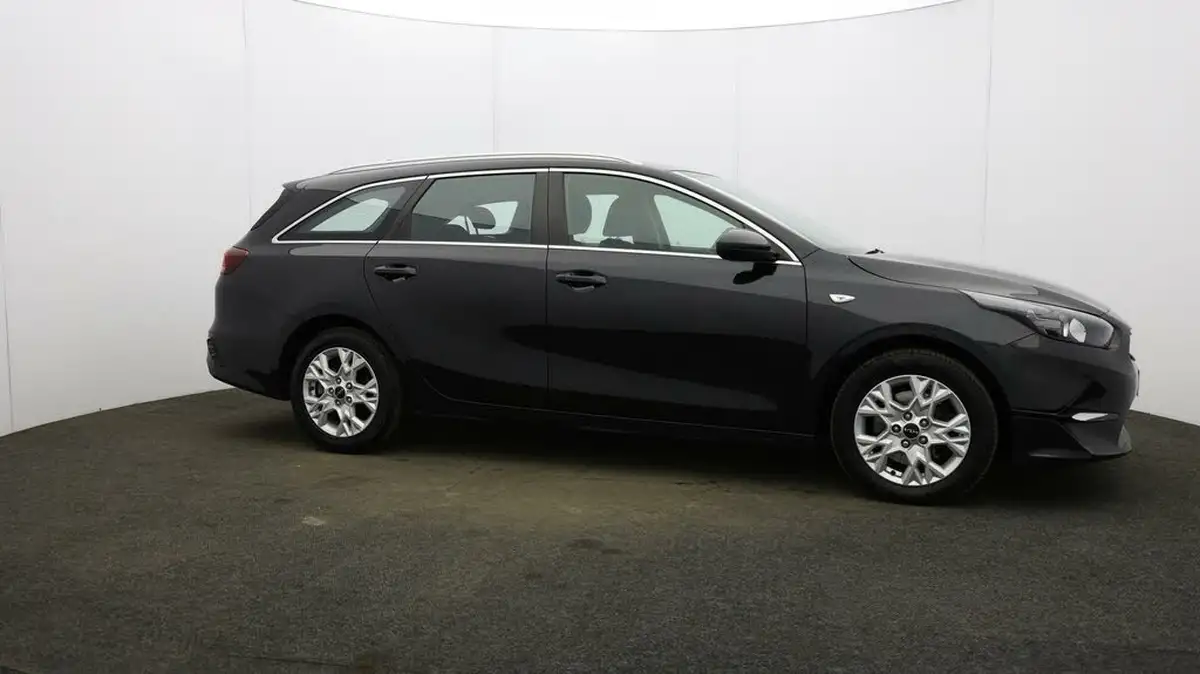 2022-kia-ceed-10-t-gdi-2-sportswagon-big-41
