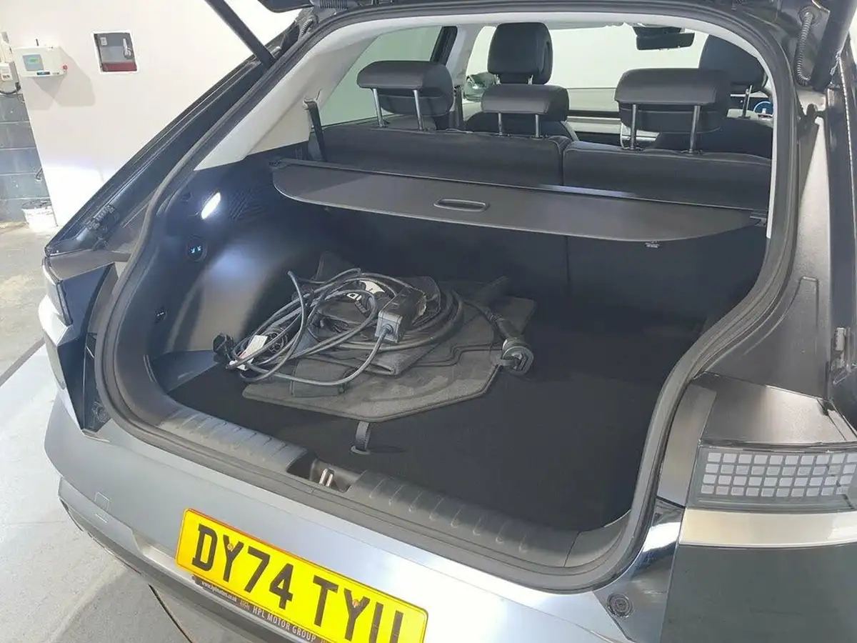 2024-hyundai-ioniq-5-e-ultimate-325ps-84kwh-tech-pack-awd-big-10
