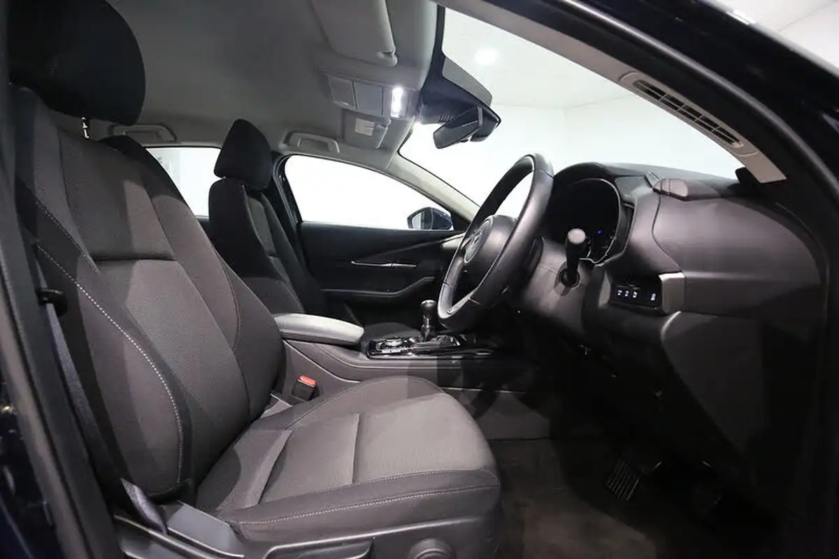 2023-mazda-cx-30-20-e-skyactiv-g-se-l-big-16