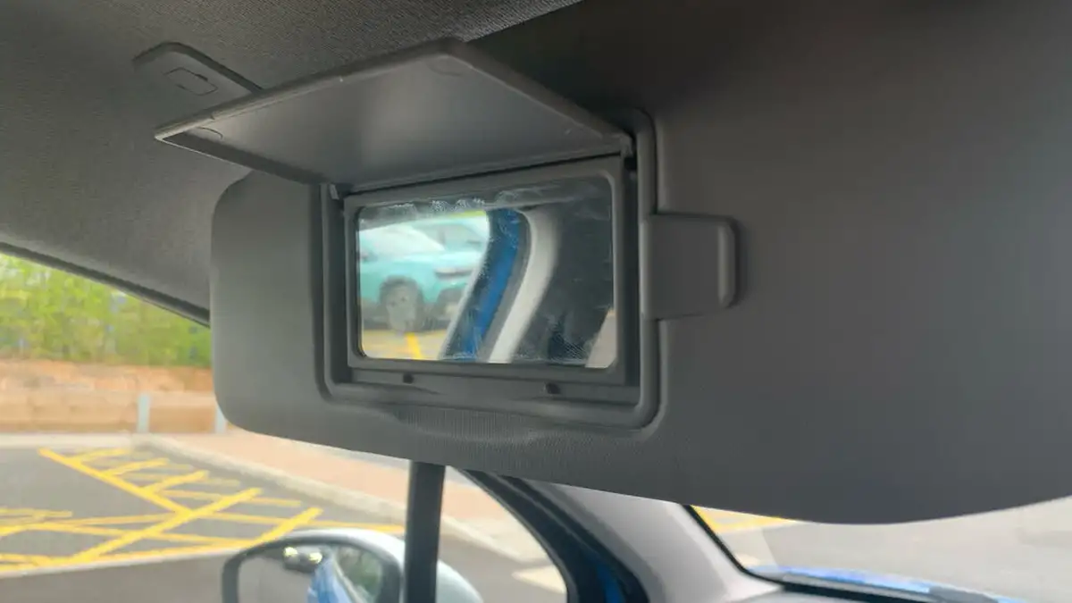 2017-citroen-c3-12-puretech-flair-82ps-big-35