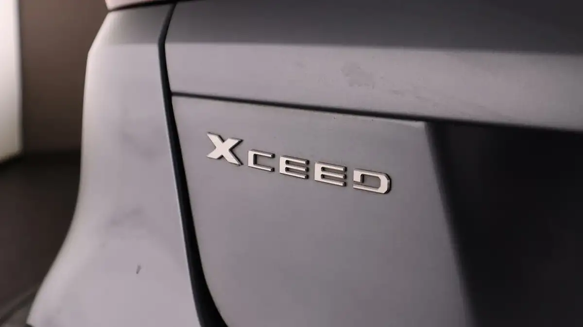2023-kia-xceed-16-gdi-3-big-20