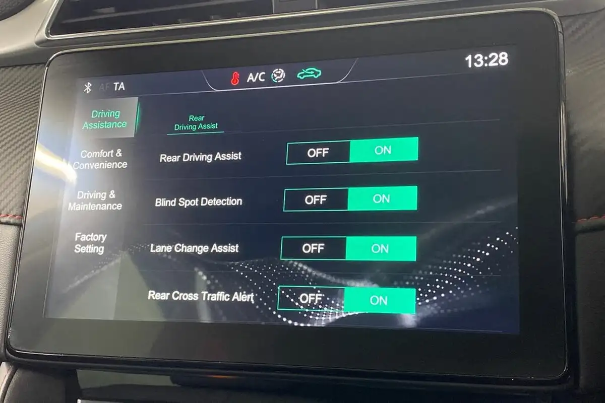 2024-mg-zs-suv-15-vti-tech-exclusive-big-22