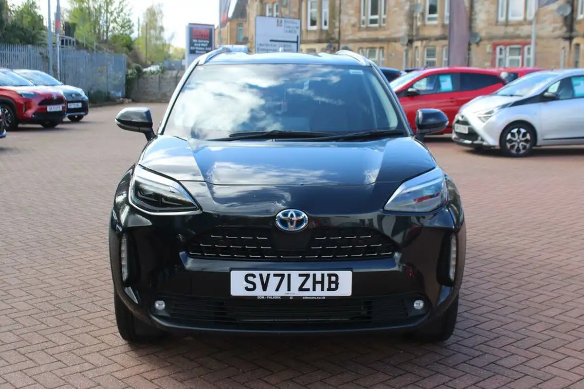 2021-toyota-yaris-cross-15-vvt-i-excel-big-1