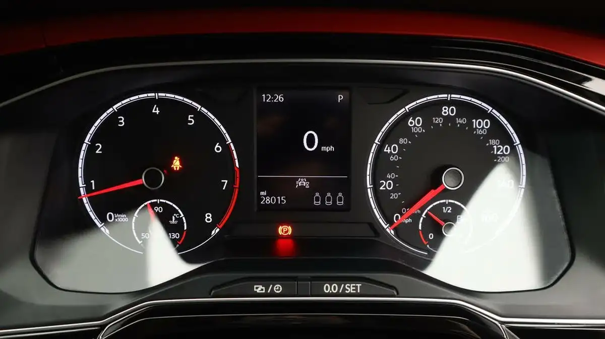 2021-volkswagen-polo-20-tsi-gti-big-10