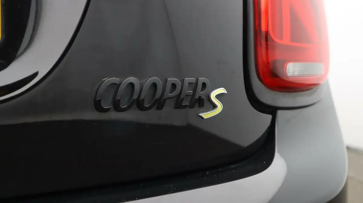 2021-mini-cooper-e-cooper-s-2-big-21