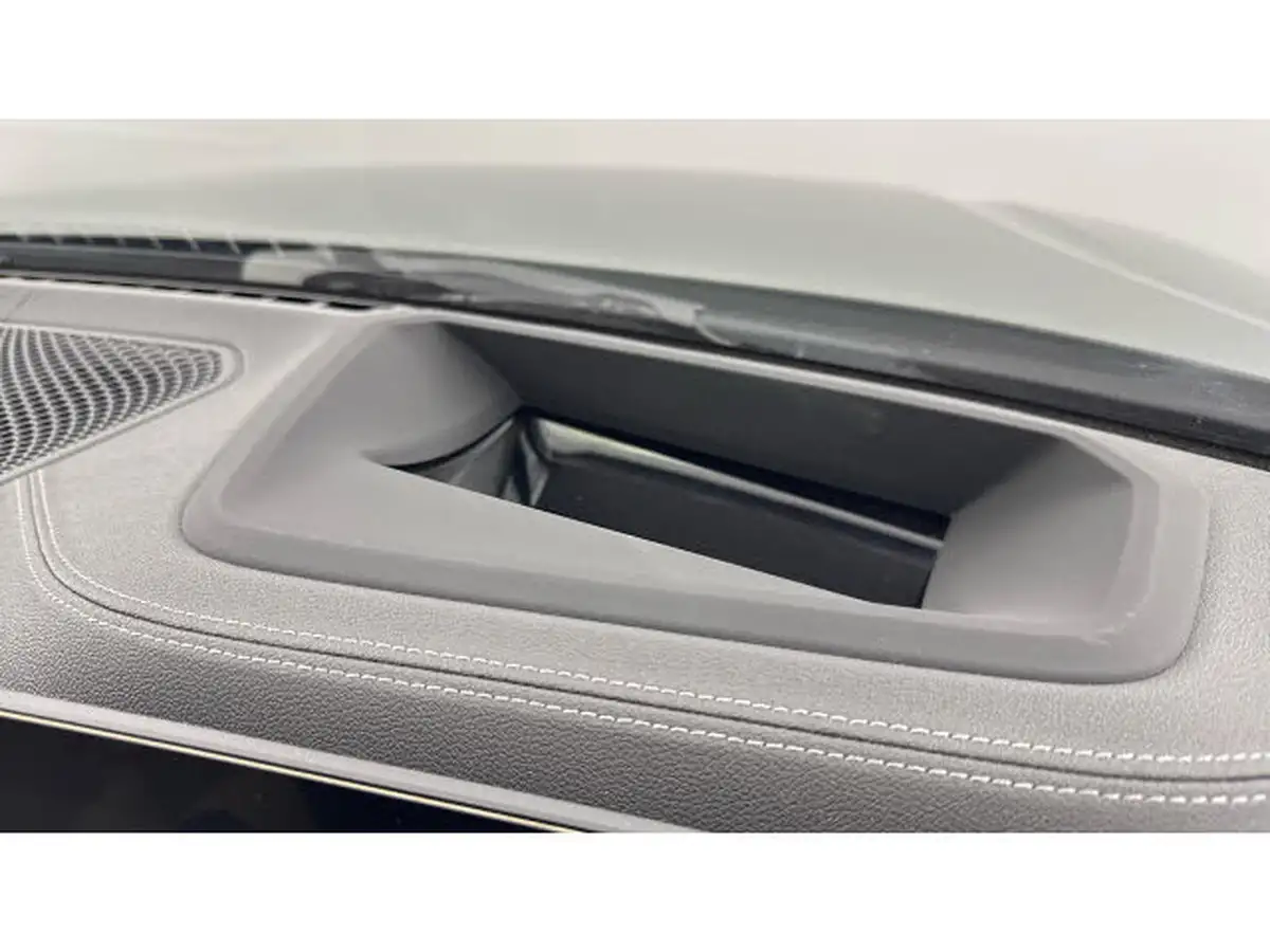 2024-bmw-i4-e-edrive35-sport-big-18