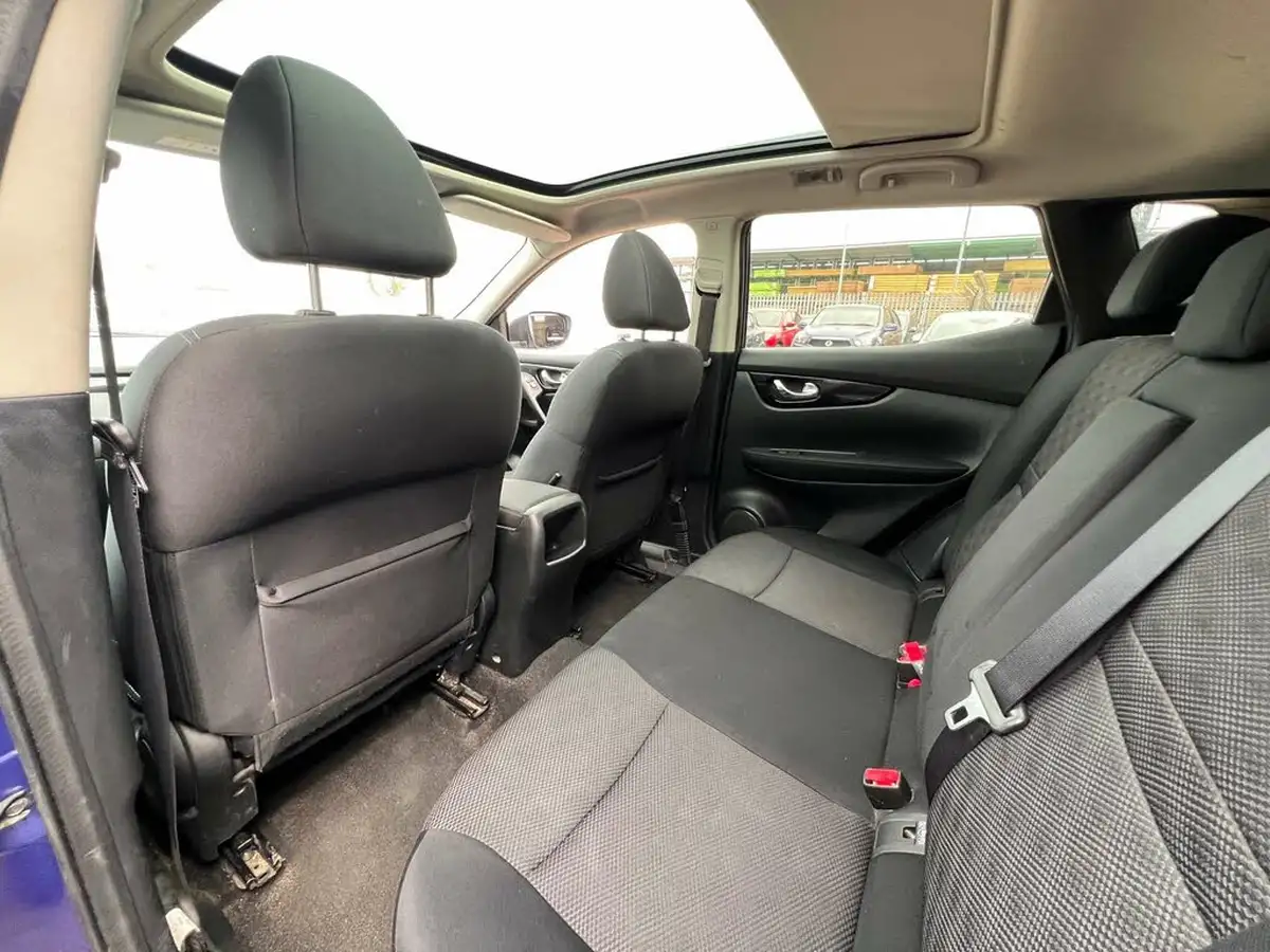 2015-nissan-qashqai-12-n-tec-big-27
