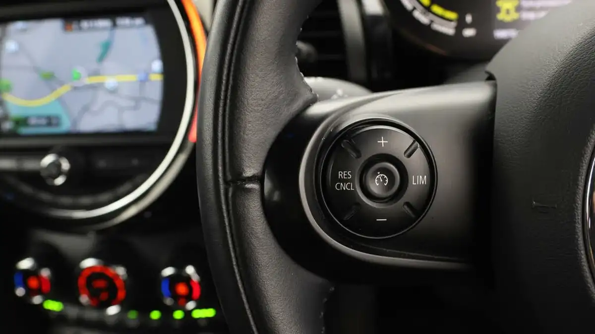 2020-mini-cooper-e-cooper-s-2-big-21