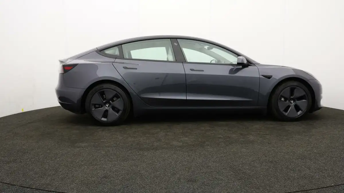 2021-tesla-model-3-e-long-range-4x4-big-31
