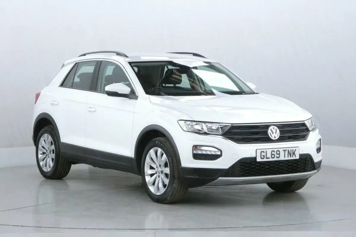 2019-volkswagen-t-roc-10-tsi-se-big-1