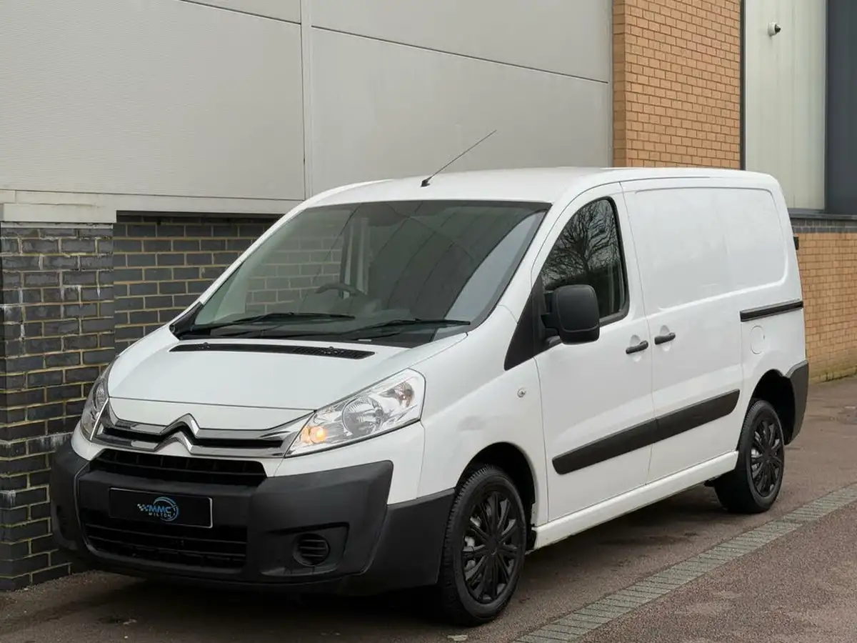 2016-citroen-dispatch-16td-enterprise-panel-big-5